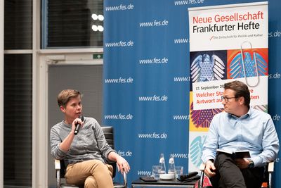 Maike Weißpflug (Bundesamt für nukleare Entsorgung) und Henning Meyer (Professor).