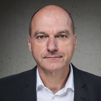 Frank Stauss
