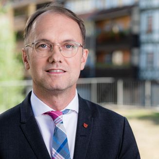 Tobias J. Knoblich