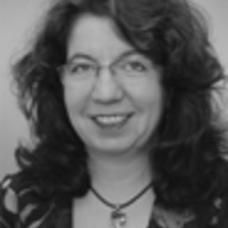 Yasemin Karakasoglu