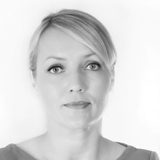 Laura Pooth