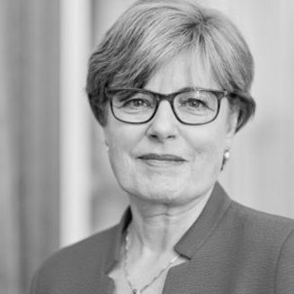 Helga Lukoschat