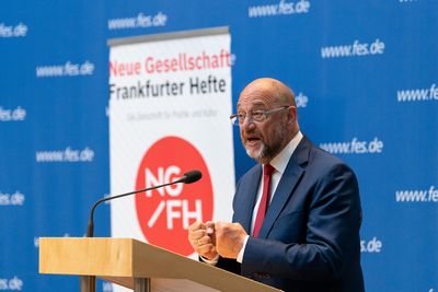 Mitherausgeber NG|FH Martin Schulz.
